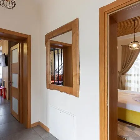 Good Days Shale 4 км до буковеля