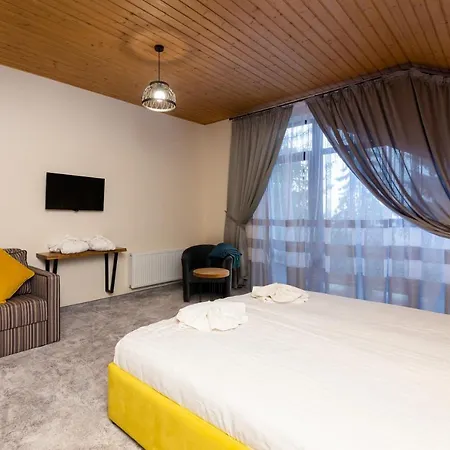 Good Days Shale 4 км до буковеля