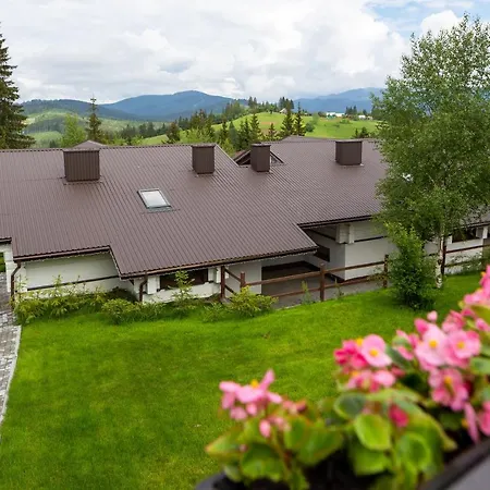Chalet Good Days Shale 4 км до буковеля Yablunytsya