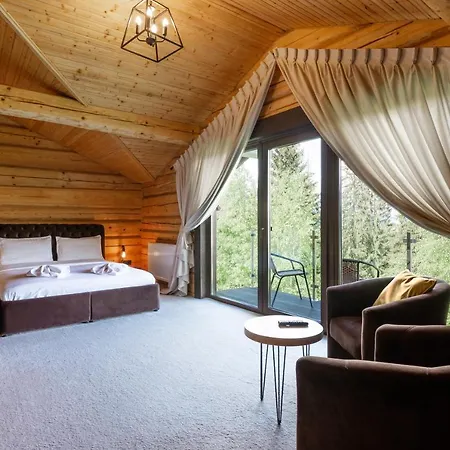 Good Days Shale 4 км до буковеля