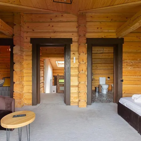Good Days Shale 4 км до буковеля Chalet Yablunytsya
