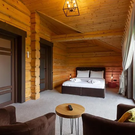 Good Days Shale 4 км до буковеля Chalet *