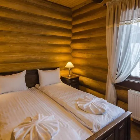 Good Days Shale 4 км до буковеля 샬레 야블루니츠야