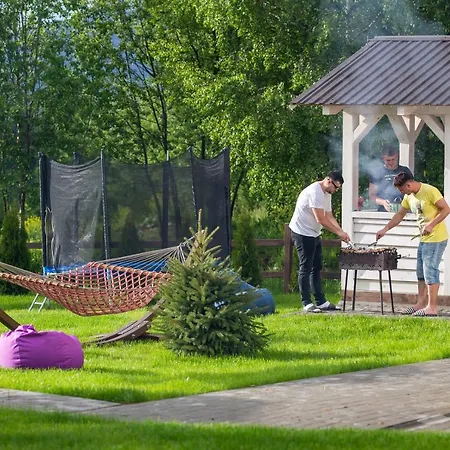 Good Days Shale 4 км до буковеля Chalet *