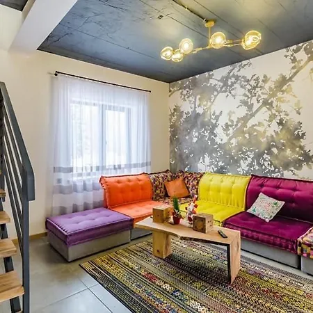 Good Days Shale 4 км до буковеля * 야블루니츠야