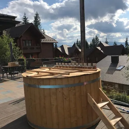 Good Days Shale 4 км до буковеля Chalet *