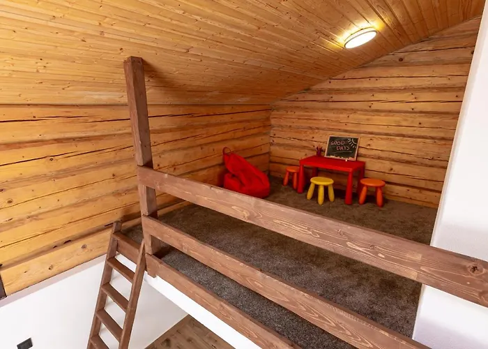 Chalet Good Days Shale 4 км до буковеля Yablunytsya