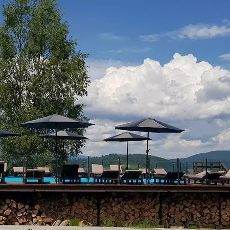 Good Days Shale 4 км до буковеля Yablunytsya
