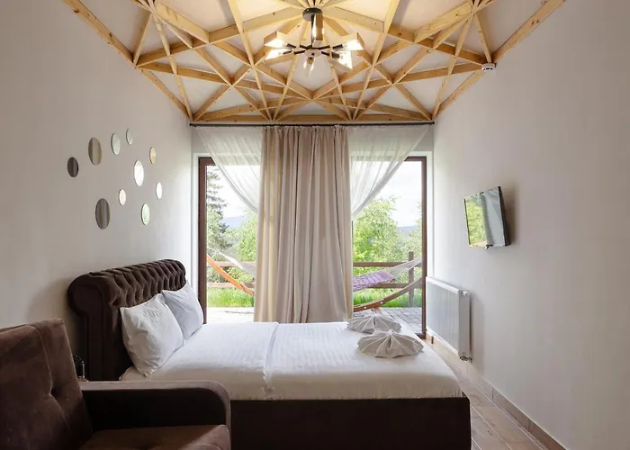 Good Days Shale 4 км до буковеля Chalet *