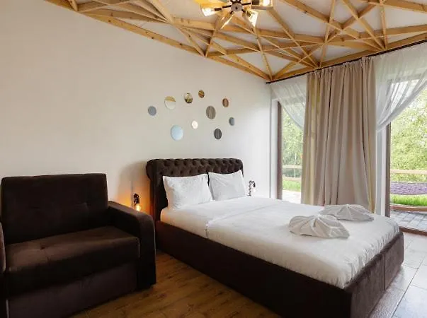 Good Days Shale 4 км до буковеля Chalet Yablunytsya